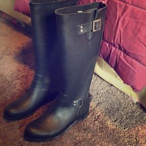 Steve Madden Fashion Rain boots size 10